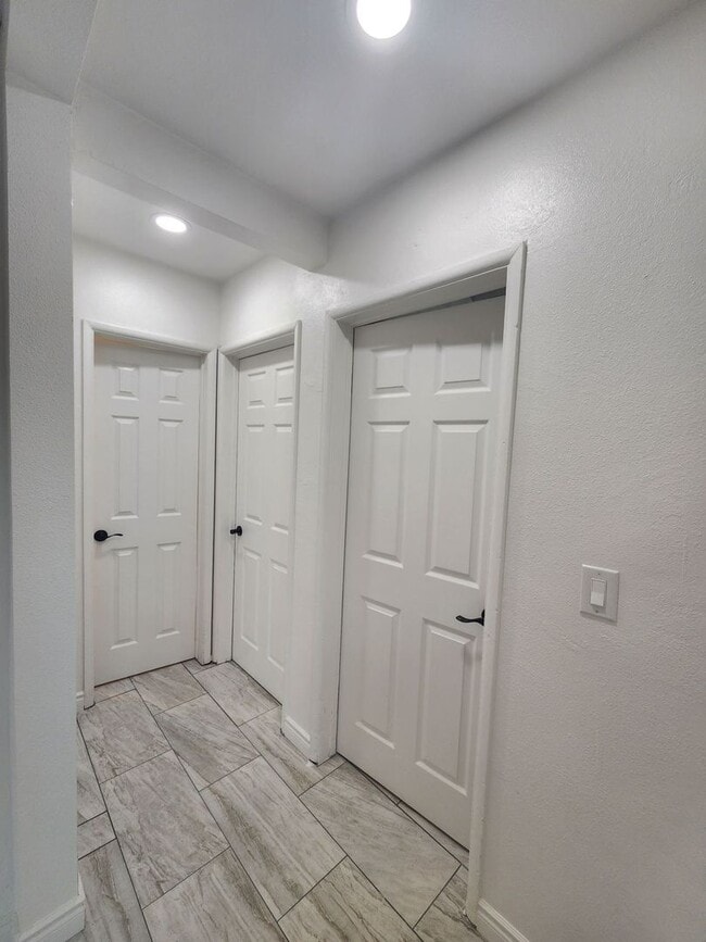 Building Photo - **COMING SOON** Newly Remodeled 2 bedroom located in Chocolate Drop area!!