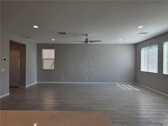 Building Photo - 9853 Fisher Bay Ct