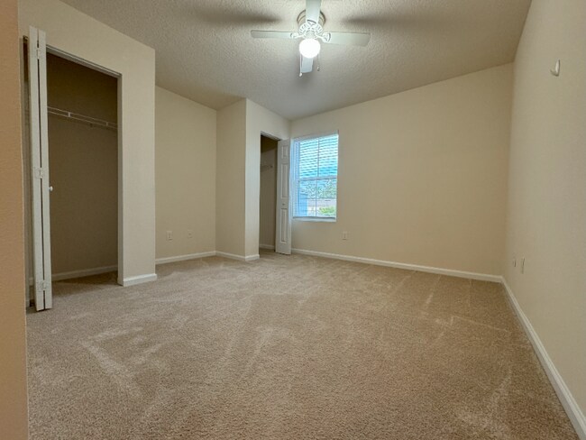 Building Photo - 978 Observatory Pkwy