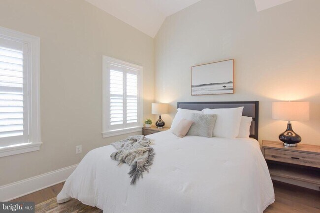 Building Photo - 3921 Fulton St NW