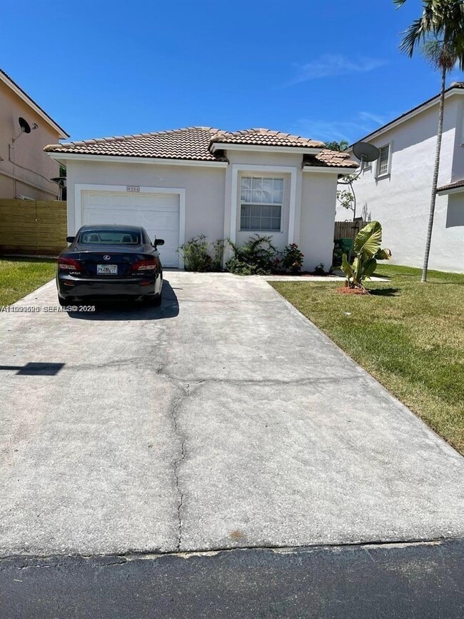 Building Photo - 8784 SW 213th Ln