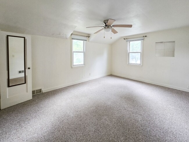 Building Photo - 654/656 Ripley Ave