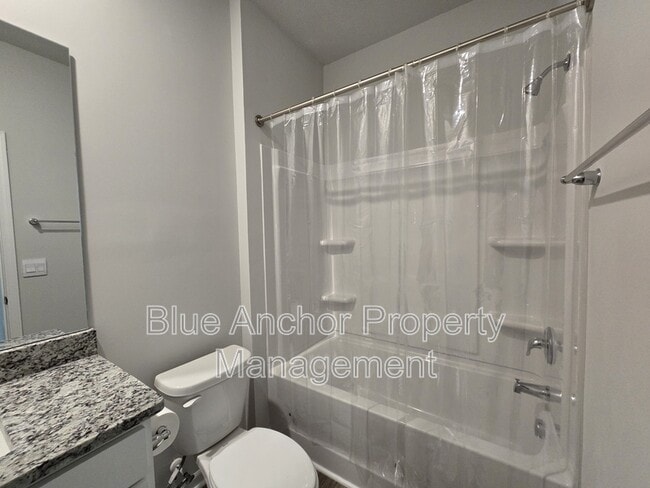 Building Photo - 77 Bonaparte St