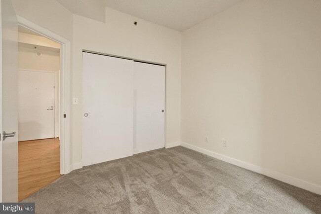 Building Photo - 7500 Woodmont Ave