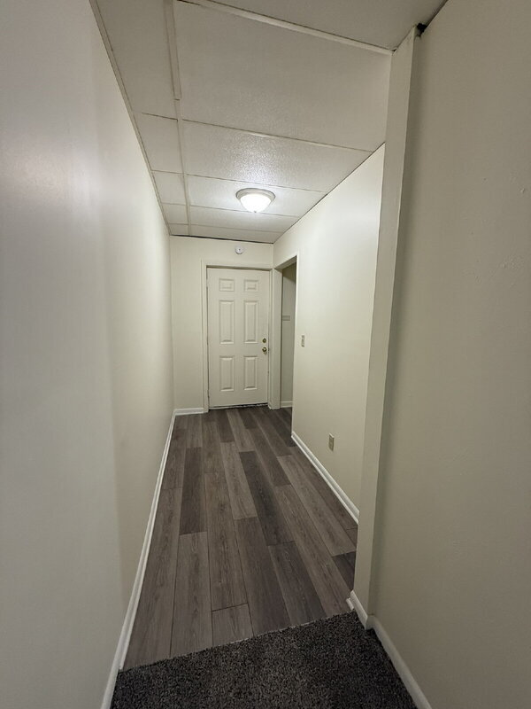 Building Photo - 121 N High St