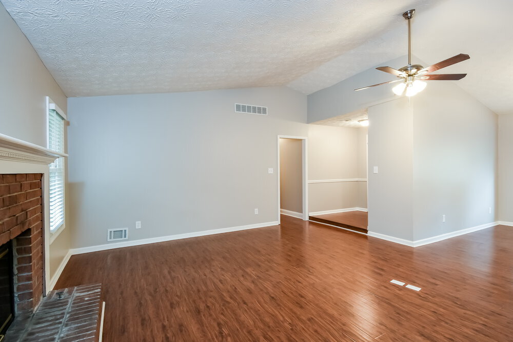 Building Photo - 4371 S Landing Dr