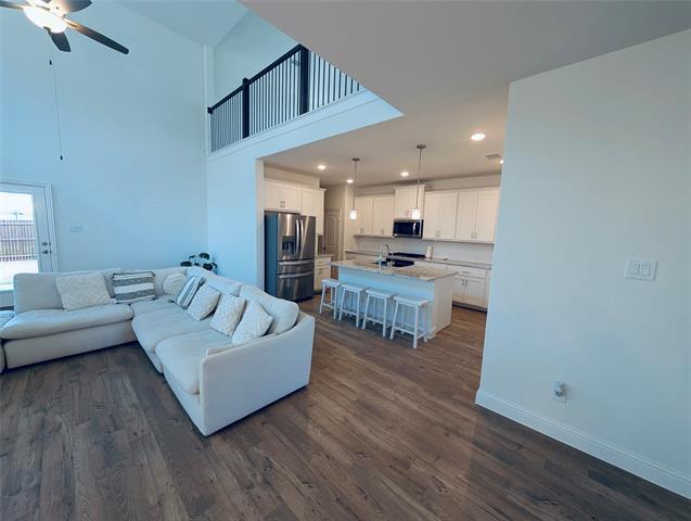 Building Photo - 716 Blakelys Wy