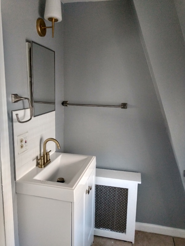 Building Photo - 497 Tremont Ave