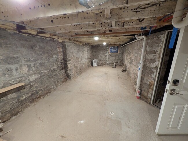 Building Photo - 3231 Morgan Ford Rd