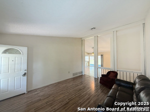 Building Photo - 7401 Oak Marsh St