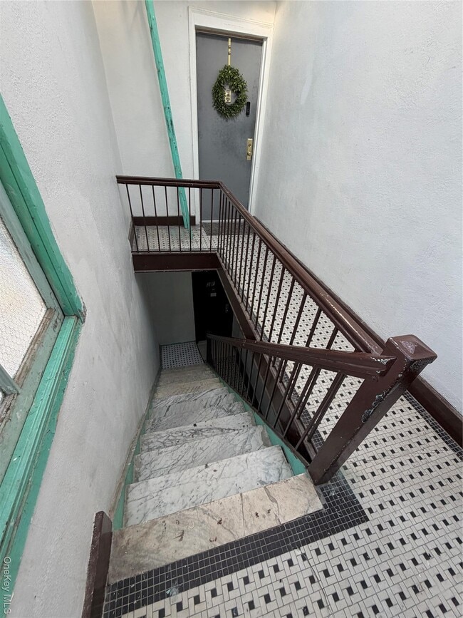 Building Photo - 3728 Paulding Ave