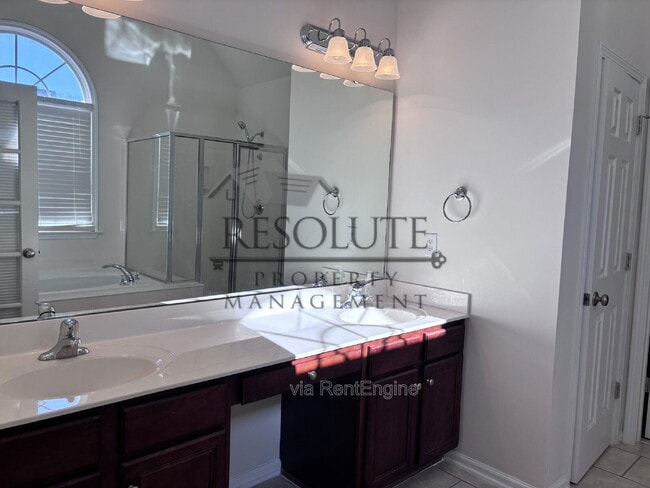 Building Photo - 5818 Myakka Ct