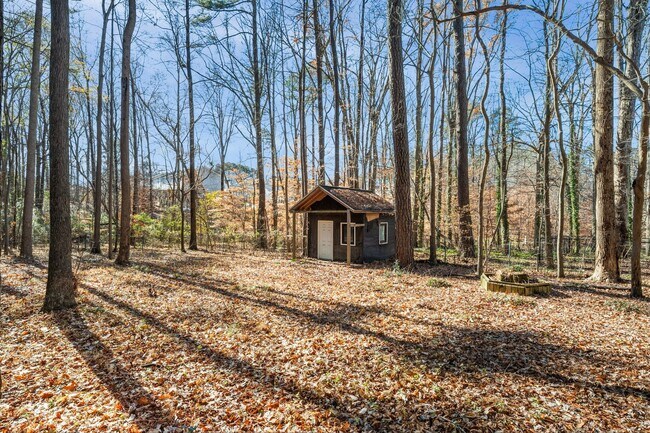Building Photo - 732 Branniff Dr