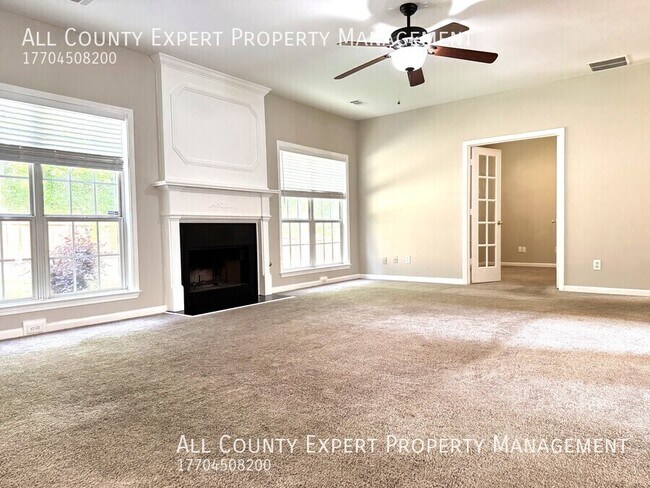 Building Photo - 1794 Taylor Oaks Dr