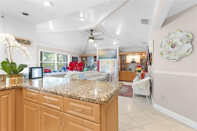 Building Photo - 5253 NW 94th Doral Pl