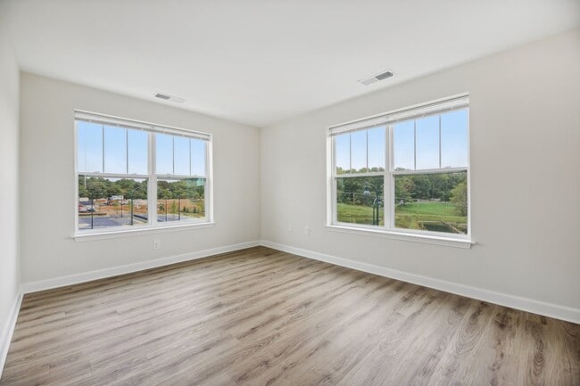 Building Photo - Willow Manor at Cabin Branch (Senior 62+)