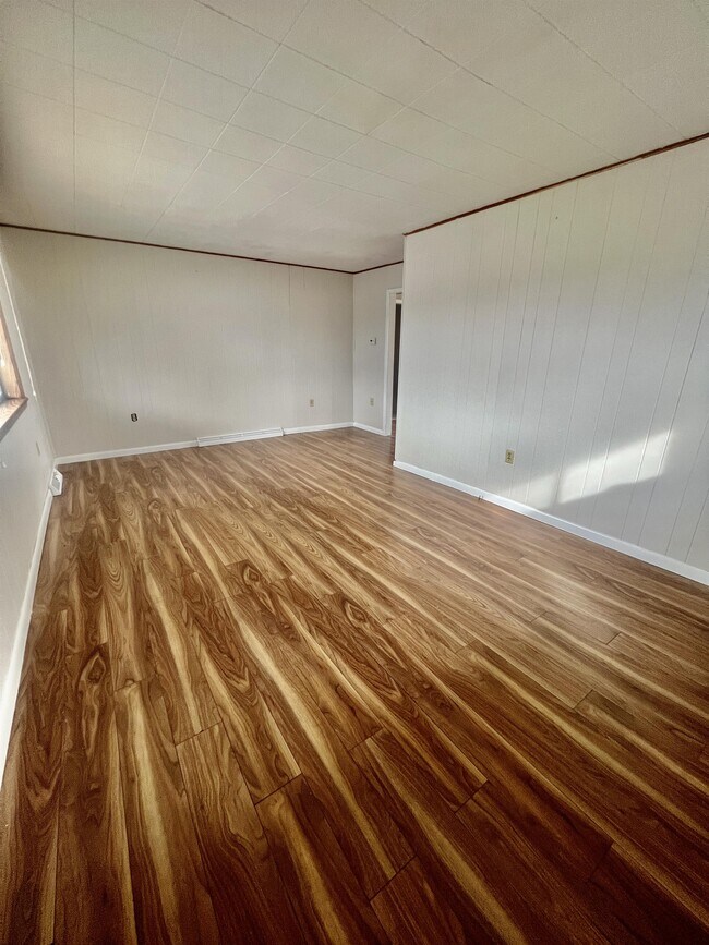 Building Photo - 516 Kensington Ave