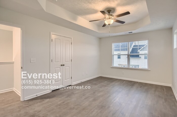 Building Photo - 130 Carver Ln