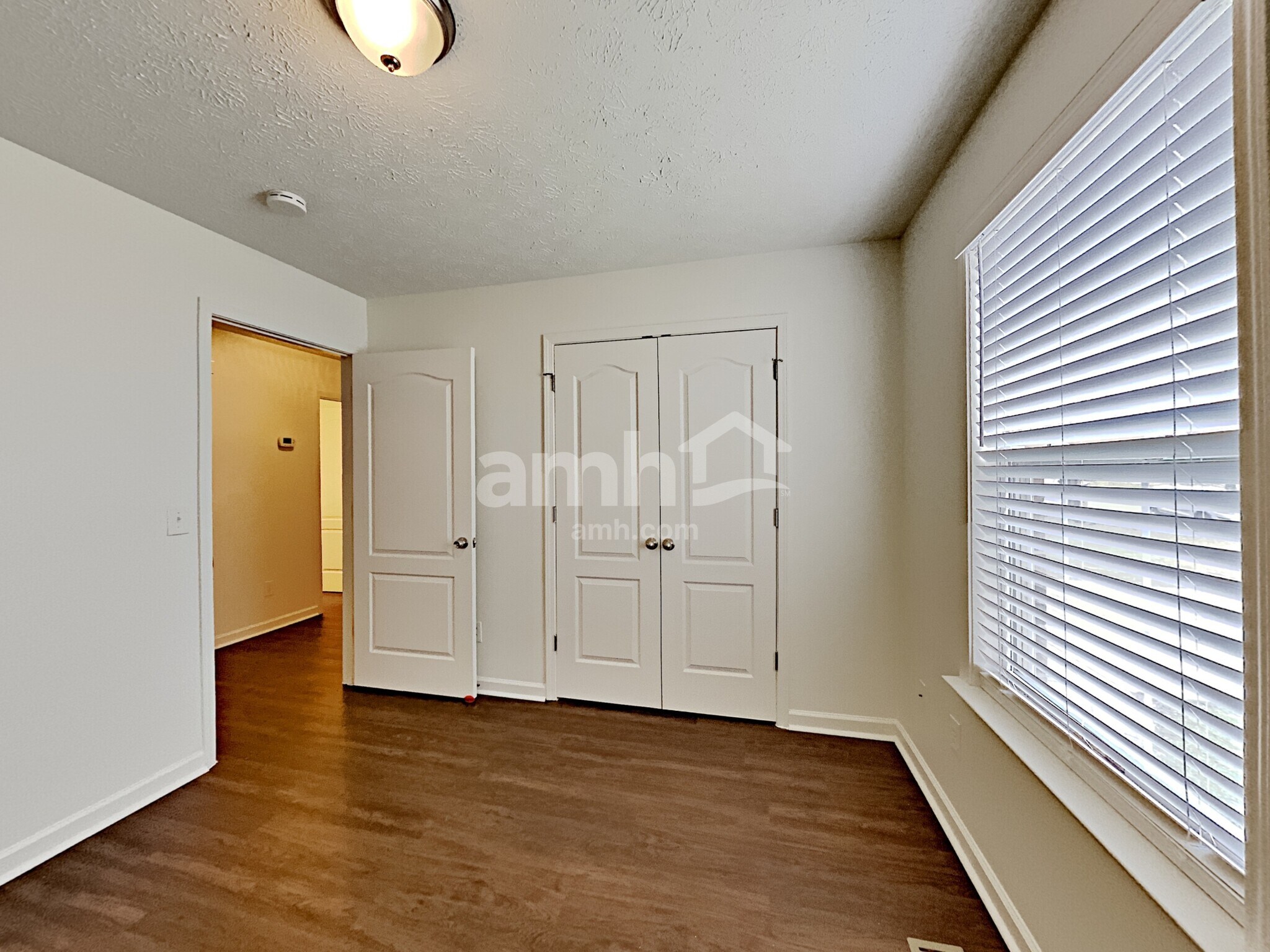 Building Photo - 113 Buttonwood Dr