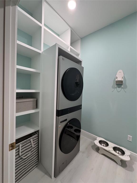 Building Photo - 200 Ocean Crest Dr
