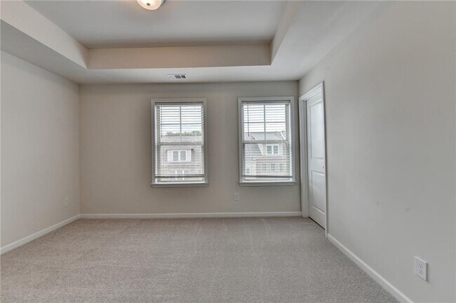 Building Photo - 3587 Hidden Valley Cir