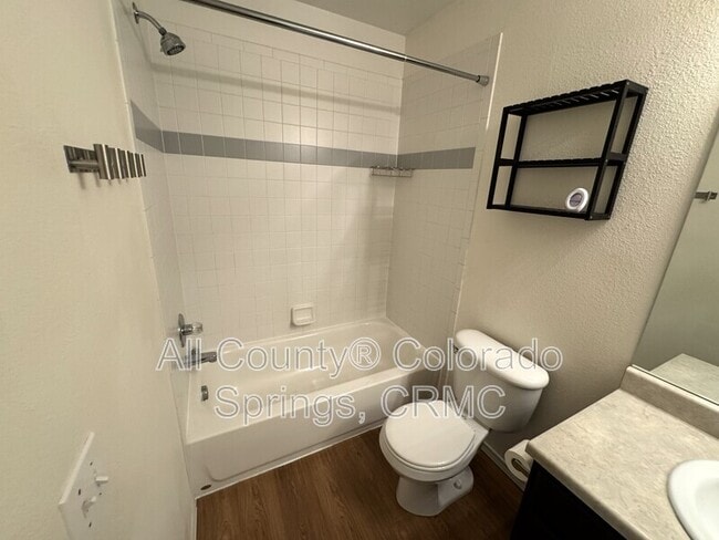 Building Photo - 235 Ellers Grove