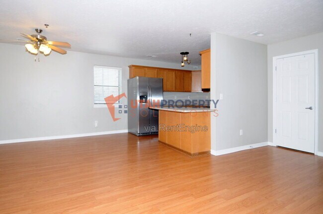 Building Photo - 960 E 100 S