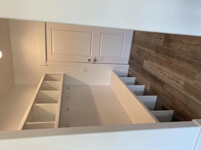 Building Photo - 2079 3125 W