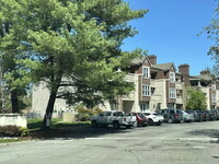 Building Photo - 281 Hillsboro Pl