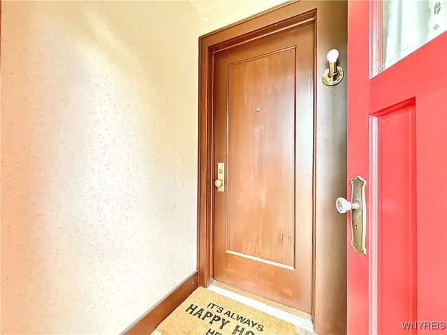 Building Photo - 245 Hamilton Dr