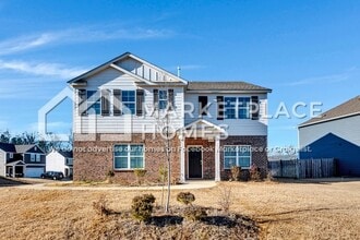 Building Photo - 1027 Park View Dr