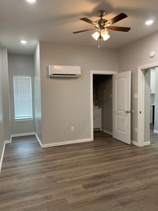 Building Photo - Quality Apartments