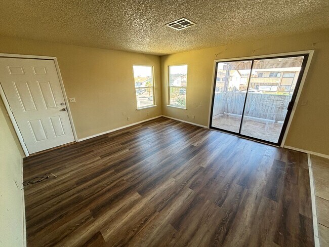 Building Photo - 6991 Kepler Dr