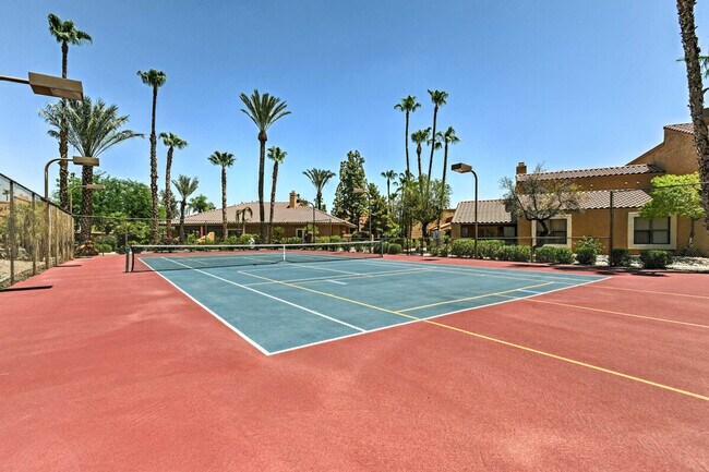 Building Photo - 8787 E Mountain View Rd