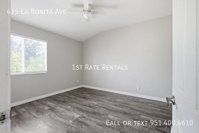 Building Photo - 415 La Bonita Ave