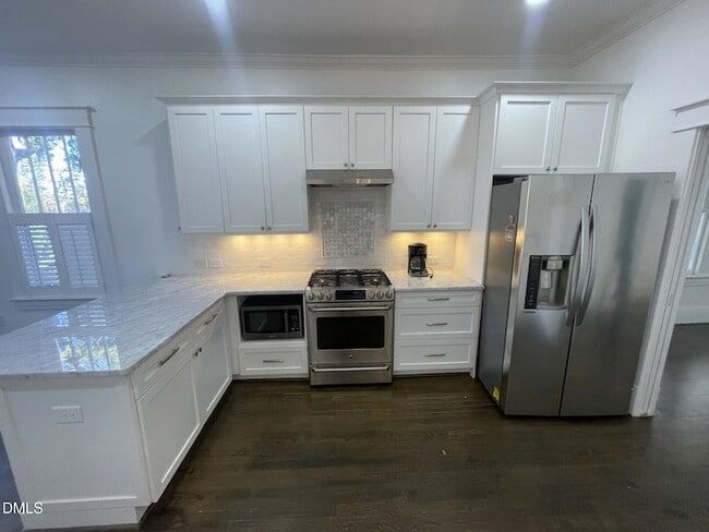 Building Photo - 313 Calvin Rd