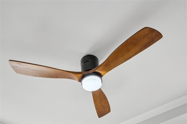 Building Photo - 2090 Emmet Pk Ln