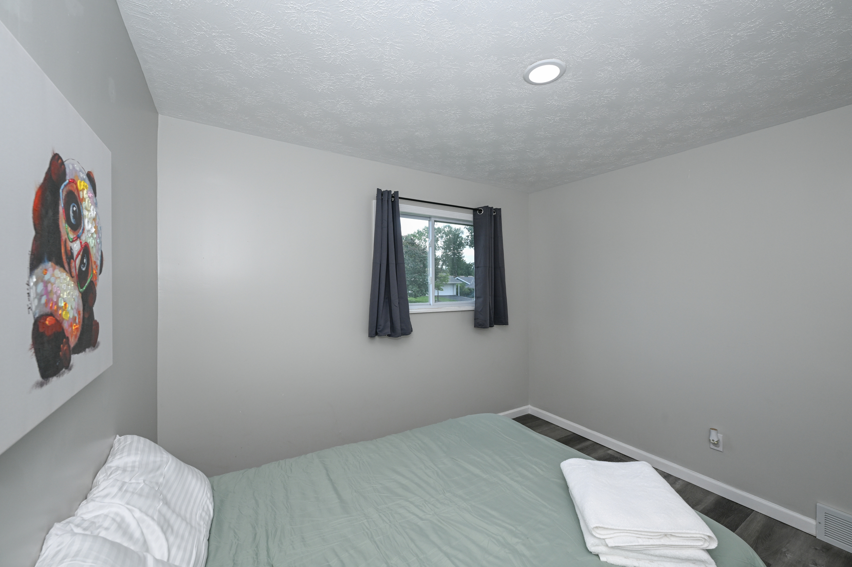 Building Photo - 5962 Kimberly Dr