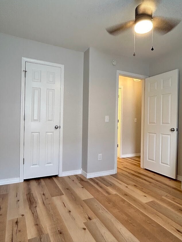 Building Photo - 12 Valley View Cir