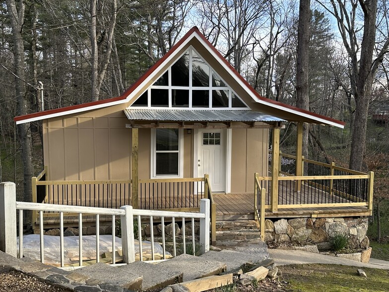 Front of House - 6133 Brevard Rd