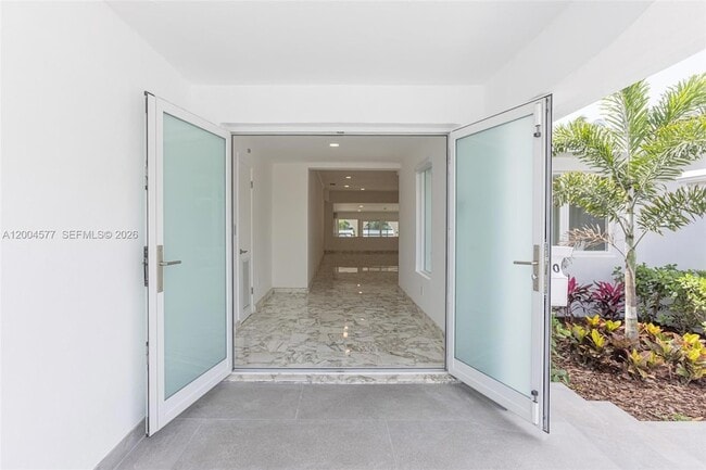 Building Photo - 1690 Daytonia Rd