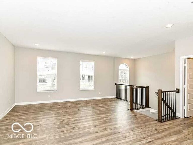 Building Photo - 6886 Sunstone Pl