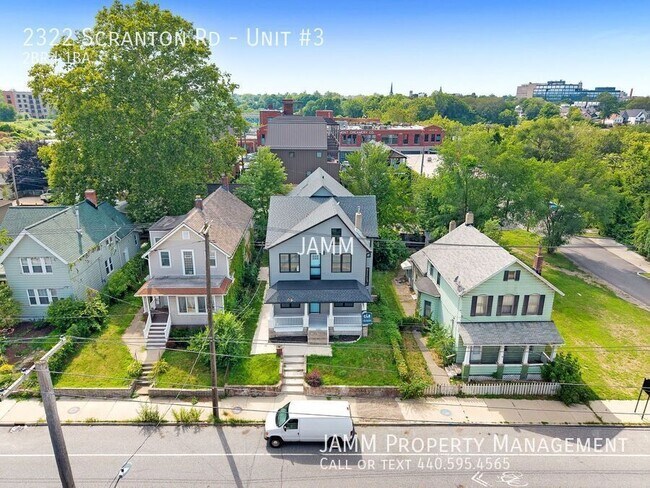 Building Photo - 2322 Scranton Rd