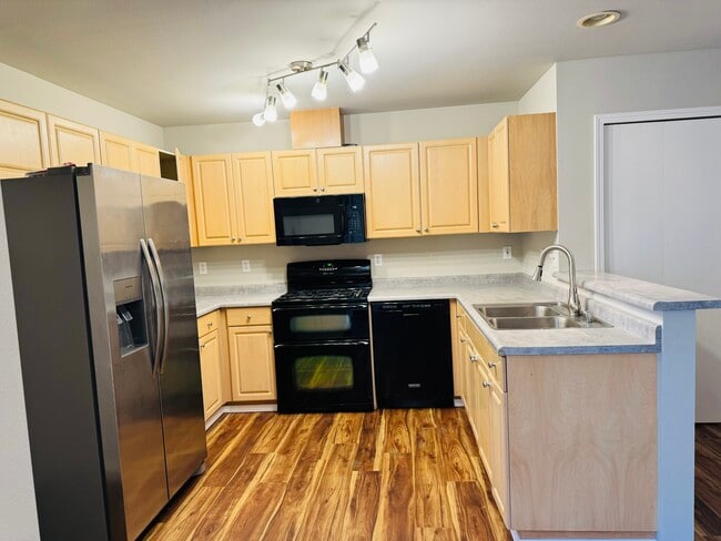 Building Photo - 5603 136th St SE