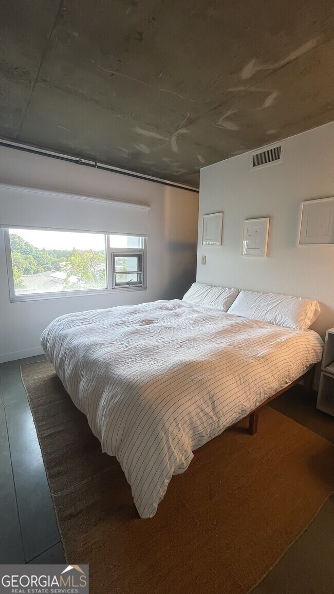 Building Photo - 850 Ralph McGill Blvd NE