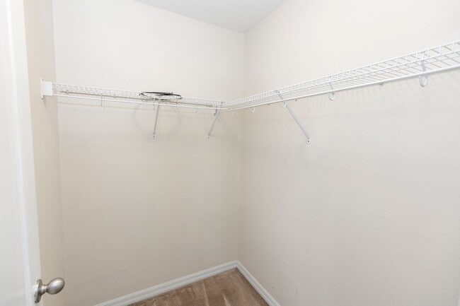 Building Photo - 3-story, 3/3.5, updated, townhome in the heart of Baldwin Park!