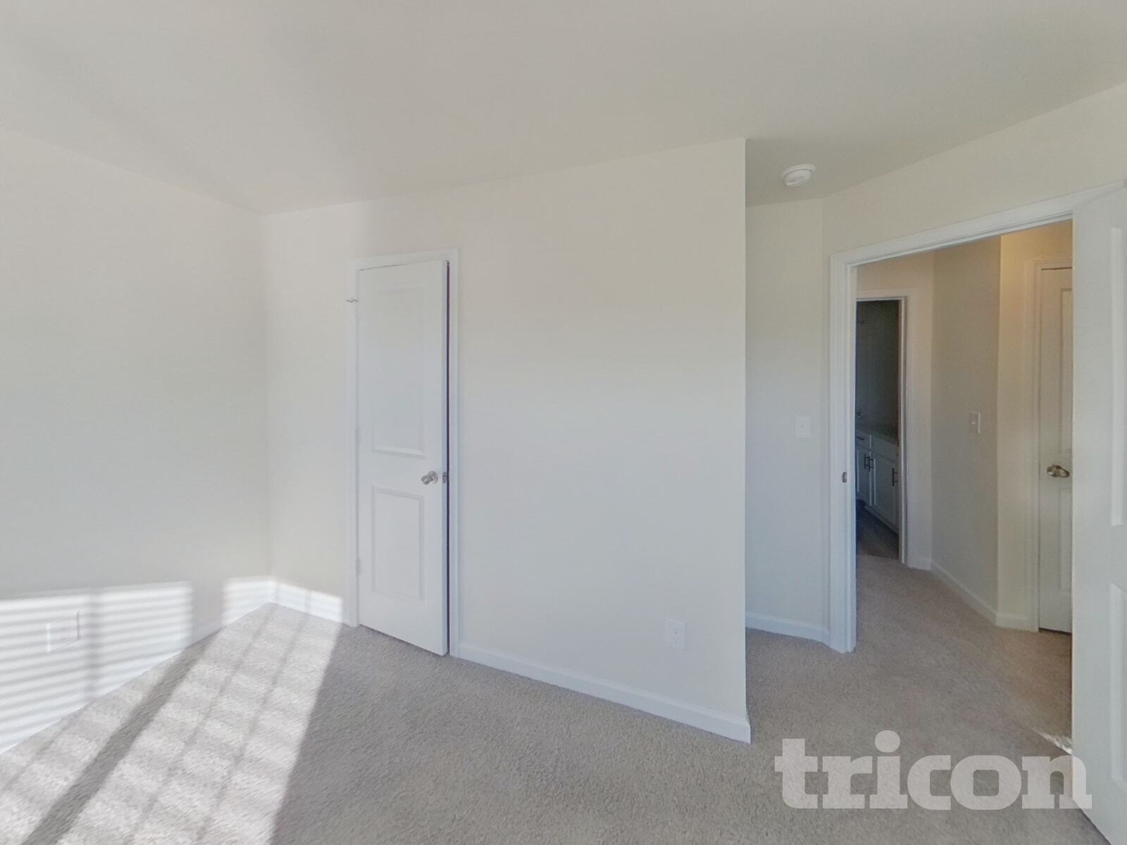 Building Photo - 118 Avondale Blvd SE