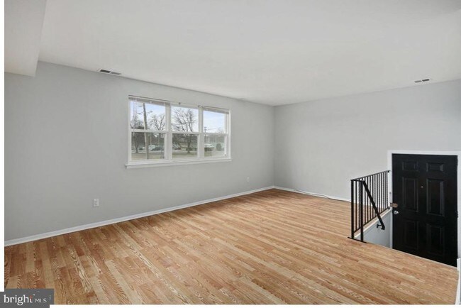Building Photo - 2117 Benson St