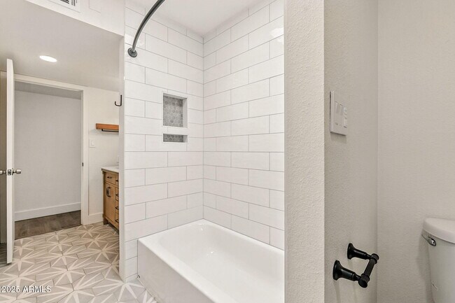 Building Photo - 9020 N 29th St
