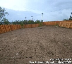 Building Photo - 1003 Crenshaw Wy